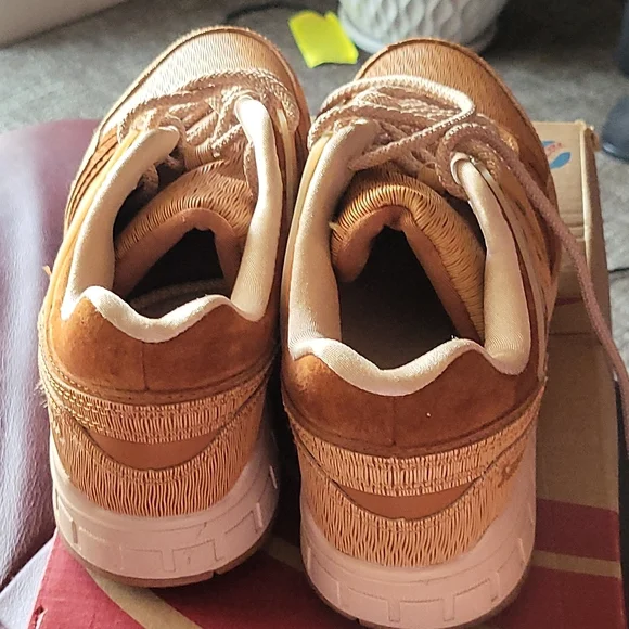 Saucony Grid SD HT (Limited Edition) Men Sz 7 Women Sz 8.5 - Picture 3 of 7